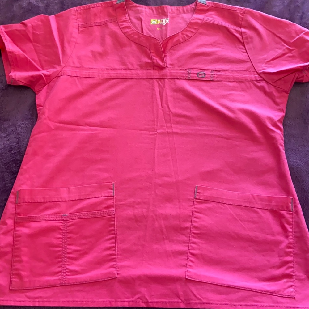 Wonderflex scrip top